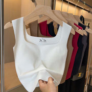ブラトップ カップ付き ハーフトップブラ ハーフトップ タンクトップ レディース 女性 婦人 ショート丈 パット付き インナー 下着 ブラジャー ノンワイヤー トップス お洒落 可愛い タンクトップ シンプル スポーティー きれいめ