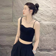 ブラトップ カップ付きキャミソール レディース 女性 インナー 下着 トップス ノースリーブ 無地 ブラック ホワイト グレー シンプル セクシー 涼しげ 夏 春