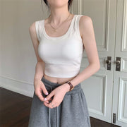 キャミソール タンクトップ レディース 女性 婦人 インナー トップス ノースリーブ ショート丈 袖なし シンプル 無地 タイト スリム 短め 薄手 着回し 重ね着 かわいい お洒落
