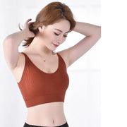 スポーツブラ レディース 女性用 インナー 単品 ブラトップ ノンワイヤー 下着 ブラジャー 細ストラップ パッド付き 取り外し可能 ハーフトップブラ シンプル リブ おしゃれ 運動 ヨガ 筋トレ ランニング ジョギング マラソン 女の子 婦人用 黒 白 カーキ 緑 茶色