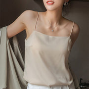 ブラトップ キャミソール カップ付き レディース 女性 大きいサイズ トップス インナー 肌着 ノースリーブ パッド付き サテン調 シンプル