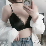 三角ブラ ノンワイヤーブラ ブラジャー レディース 女性用 インナー 下着 スカラップ レース サテン調 光沢感 セクシー かわいい エレガント フェミニン アンダーウェア