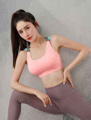 スポーツブラ ブラトップ ハーフトップ レディース ブラジャー インナー 下着 ノンワイヤー フルカップ付き 美背中 ヨガ 無地