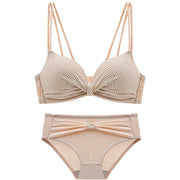 ブラジャー 単品 レディース 女性 インナー 下着 肌着 3／4カップ ブラ ギンガムチェック チェック 小胸 小胸向け 小さめ 下厚パッドクロス バッククロス ダブルストラップ セクシー 上品 可愛い キュート お洒落 ブラック 黒 婦人 脇高ブラ チェック柄ブラ ギンガムチェックブラ