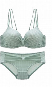 ブラジャー 単品 レディース 女性 インナー 下着 肌着 3／4カップ ブラ ギンガムチェック チェック 小胸 小胸向け 小さめ 下厚パッドクロス バッククロス ダブルストラップ セクシー 上品 可愛い キュート お洒落 ブラック 黒 婦人 脇高ブラ チェック柄ブラ ギンガムチェックブラ