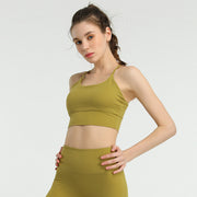 スポーツブラ レディース 女性用 インナー 単品 ブラトップ ノンワイヤー 下着 ブラジャー 細ストラップ クロスバック フィットネスウェア ハーフトップブラ シンプル おしゃれ 運動 ヨガ 筋トレ ランニング ジョギング マラソン 女の子 婦人用 黒 緑 黄色 ピンク