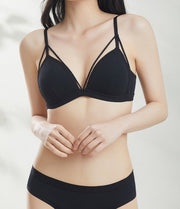 ブラ&ショーツ 三角ブラ Tバックショーツ セット ノンワイヤー ブラジャー レディース インナー 女性下着 肌着 無地 単色 シンプル カジュアル タンガ ソング デイリー リラックス 普段使い 楽チン 婦人用