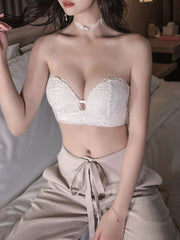 ストラップレスブラ レディース 女性用下着 インナー ブラジャー ノンワイヤー レース 無地 肩出し 背中見せ おしゃれ かわいい ホワイト ブラック ベージュ 白 黒