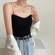 キャミソール ブラトップ カップ付きキャミ レディース 女性 下着 インナー トップス ノースリーブ スパゲティストラップ プルオーバー 無地 ブラック ホワイト グレー フェミニン カジュアル 可愛い キュート シンプル おしゃれ 春 夏