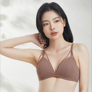 ブラジャー 三角ブラ 単品 レディース 女性 婦人 ノンワイヤー 下着 インナー パット付き パット一体型 無地 単色 Vライン 深Vネック シンプル 上品 セクシー 普段使い デイリー