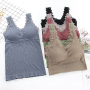 ブラトップ パッド付き キャミソール レディース 女性 インナー 下着 肌着 Vネック カップ入り ブラキャミソール レース シンプル お洒落 かわいい お出かけ 普段使い 女子 ガールズ 婦人用