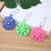 反射キーホルダー リフレクター セーフティーグッズ 雪の結晶 反射板 交通安全グッズ カバンに掛ける 夜間 通園 通学 子供 塾帰り 夜行 自転車 散歩 子供用 大人用 キッズ 大人 キーリング チャーム 光る 交通安全