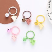 キーリング キーホルダー バッグチャーム 丸型カラビナ プラスチック製 チャーム 鈴付き チーズ かわいい 可愛い おしゃれ