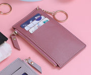 パスケース カードホルダー 定期入れ 小銭入れ 社員証 通行証 定期入れ ICカード IDケース キーホルダー付き キーチェーン付き カード入れ レザー調 エレガント 上品 おしゃれ かわいい 通勤 通学 学生 ビジネス オフィス 病院 おけいこ 習いごと 小学生 中学生 高校生 メンズ レディース 男女兼用 雑貨 ギフト プレゼント