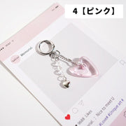 キーホルダー バックチャーム レディース 女性 女の子 カラビナ メタルチャーム ハート キュート かわいい プレゼント 推し活 おそろい 揺れる 贈り物