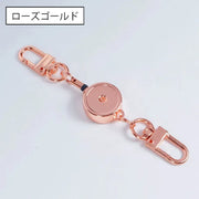 リールキーホルダー 伸縮 伸びる コードリールキーホルダー キーリング カラビナ付き キーリール 落下防止 紛失防止 シンプル 吊り下げ 引っ掛け IDカード カギ かぎ 鍵 パスケース 定期入れ レディース メンズ 子供 キッズ 便利
