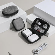 ガジェットケース ガジェットポーチ 小物入れ イヤホンケース 充電ケーブル コード メッシュ 持ち運び ポータブル 旅行 整理 トラベルポーチ シンプル おしゃれ かわいい