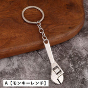 キーホルダー キーリング 工具型 レディース メンズ 男女兼用 ユニセックス ツール型 モンキーレンチ スパナ ドライバー のこぎり 雑貨 女性 男性 贈り物 プレゼント ギフト