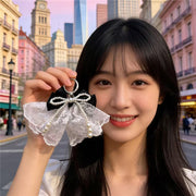 バッグチャーム キーホルダー レディース 女性 ファッション雑貨 バッグ用アクセサリー リボン レース フェイクパール マルカン 大きめ カジュアル ポップ フェミニン ガーリー 可愛い かわいい キュート おしゃれ