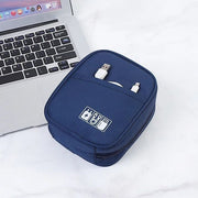 ガジェットポーチ モバイルアクセサリー収納 ケース トラベルポーチ イヤホンケース 充電器 バッテリー スマホ ケーブル コード収納 小物入れ マチあり 持ち運び 出張 旅行 通勤 ファスナー 前ポケット 雑貨 シンプル 便利グッズ かわいい コンパクト カジュアル イラスト