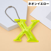 反射キーホルダー 同色4個セット リフレクター キーリング 無地 アルファベット X 光る 夜間 交通安全グッズ チェーンキーホルダー かわいい 通学 通勤 塾帰り 散歩 ギフト 子供用 大人用