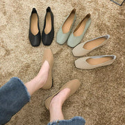 パンプス 靴 ぺたんこ スクエアトゥ ローヒール フラットシューズ レディース 女性 婦人用 おしゃれ かわいい きれいめ 上品 カジュアル シンプル 単色 無地 定番 デイリー 通勤 お出かけ 柔らかい