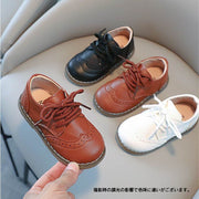 カジュアル靴 レースアップシューズ メダリオンシューズ 靴 子供用 キッズ ベビー 女の子 発表会 レザー調 トラッド お出かけ用 合皮 おしゃれ かわいい かっこいい 正装 入学 入園 卒業 卒園