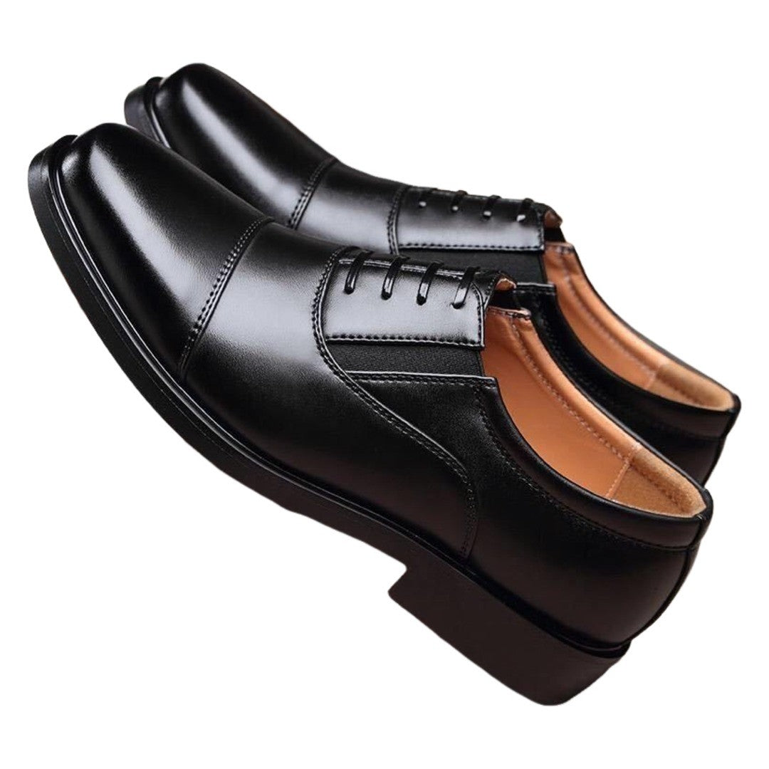 ビジネスシューズ 靴 ポインテッドトゥ プレーントゥ 外羽根 メンズ 男性 紳士靴 おしゃれ かっこいい シンプル 高級感 サイドゴア フラット 履き口ゴム レースアップ スタンダード クラシック くつ クツ