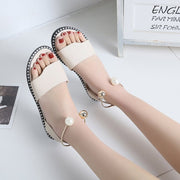 サンダル フラット ぺたんこ レディース 女性 リング ストラップ フェイクパール おしゃれ かわいい 上品 カジュアル レザー調 無地 シンプル 夏 つっかけ ブラック 黒 グレー ホワイト 白 ベージュ 婦人 22.5cm 23cm 23.5cm 24cm 24.5cm 25cm 25.5cm 26cm 26.5cm