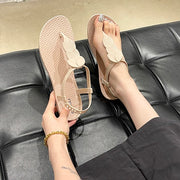 トングサンダル レディース 女性 シューズ 靴 クツ フラットシューズ ぺたんこ靴 防滑 リーフ 葉っぱ オフホワイト ブラック カーキ シンプル カジュアル 可愛い キュート フェミニン おしゃれ 春 夏