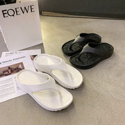 トングサンダル ビーチサンダル レディース 女性 メンズ 男性 男女兼用 ユニセックス お揃い ペアルック つっかけ 厚底 防水 防滑 リーフ柄 葉っぱ ボタニカル柄 ホワイト ブラック シンプル カジュアル おしゃれ クール かっこいい かわいい キュート 夏