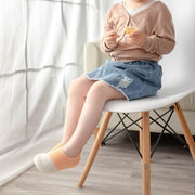 ファーストシューズ ソックスシューズ 室内履き 部屋履き ルームシューズ ベビー 赤ちゃん 女の子 男の子 靴 くつ くるぶし丈 ショート丈 防滑 滑り止め バイカラー ツートンカラー ピンク ブルー イエロー かわいい キュート カジュアル ポップ 出産祝い プレゼント ギフト