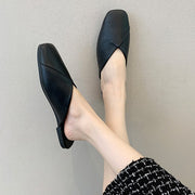ミュール フラットサンダル フラットシューズ つっかけサンダル スリッパ ぺたんこ靴 レディース 女性 スクエアトゥ ヒールなし ノーヒール フェイクレザー 無地 シンプル シック カジュアル 可愛い かわいい キュート おしゃれ 春 夏