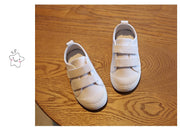 スニーカー 運動靴 上履き キッズ ジュニア 子供用 子ども用 シューズ くつ  マジック テープ 面ファスナー 結ばない靴紐 無地 ホワイト ブルー ピンク シンプル カジュアル 可愛い キュート
