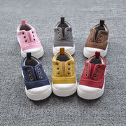 スニーカー 子供用 男の子 女の子 男女兼用 キッズ ベビー 靴 くつ レッド ピンク ブルー グレー シンプル 13cm 14cm 15cm 16cm 外履き キッズスニーカー