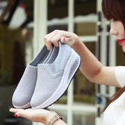 スリッポン 厚底 インヒールスリッポン スニーカー シューズ 靴 レディース 女性 シンプル おしゃれ かわいい 足長効果 ウェッジソール カジュアル 通気性