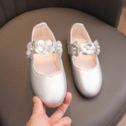 フォーマルシューズ シルバーカラー ゴールドカラー バレエシューズ パンプス 結婚式 発表会 キッズ 子供靴 女の子 ジュニア 花モチーフ ベルト ストラップ フェイクレザー おしゃれ かわいい 履きやすい 普段使い 入園 入学 女児 七五三