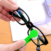 メガネ拭き 2個セット メガネクリーナー トングタイプ 両面 眼鏡拭き ケア用品 老眼鏡 サングラス レンズクリーナー 携帯用 持ち運び ギフト プレゼント 眼鏡クリーナー 雑貨 小物 簡単 便利 挟む かわいい キュート 面白い シンプル おしゃれ 旅行 出張 通勤 通学