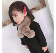 マフラー 差し込み 襟巻き キッズ 子供用 女の子 男の子 フェイクファー ボンボン モコモコ 可愛い おしゃれ ソリッドカラー 防寒 寒さ対策 暖かい あったか 冬 ファッション小物 女子 男子 こども用 お出掛け 通園 通学