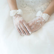 ウェディンググローブ 手袋 結婚式 ブライダル 新婦 花嫁 透け感 シースルー メッシュ パール調 フェイクパール リボン お花 フラワー ショート 上品 華やか 清楚 綺麗 可愛い 挙式 披露宴 二次会 パーティー 衣装 ウェディング小物 レディース 女性 ホワイト 白