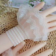 付け袖 レディース 女性用 両腕分 2個セット ファッション小物 総レース プリーツ フリル フレア レイヤード 重ね着風 つけ袖 シンプル お洒落 可愛い キュート お出掛け フェミニン 袖口 モノトーン ホワイト ブラック 白 黒
