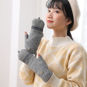 手袋 2way グローブ 指なし ミトン ハーフフィンガー レディース 女性 メンズ 男性 シンプル 英字ロゴ もこもこ ふわふわ カジュアル 暖かい あったか 防寒 プレゼント ギフト 婦人用 紳士用 男女兼用 ユニセックス ファッション小物 冬