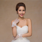 ウエディンググローブ ショート レース フラワー オフホワイト 花 フリル 総レース 透け感 結婚式 新婦 かわいい フェミニン キュート 手袋 ブライダル用品