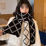 マフラー レディース 女性 メンズ 男性 ユニセックス 男女兼用 お揃い ペアルック 大判サイズ 大きめサイズ 140cm ニット生地 チェック模様 ガーリー 可愛い かわいい キュート フェミニン おしゃれ 防寒 秋 冬