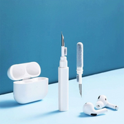 イヤホンクリーナー クリーニングブラシ 3in1 ペン型 小型 イヤホン AirPods エアーポッズ スマホ スマートフォン 掃除 お手入れ メンテナンス ブラシ 汚れ ケア すき間 埃 ほこり