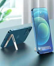 スマホスタンド 単品 1個 スマホ用品 折りたたみ 折り畳み 貼り付け 粘着式 コンパクト 薄型 スリム マグネット開閉 角度調節可能 小さめ 縦置き 横置き 無地 ブラック シルバー シンプル 便利
