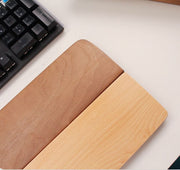 木製キーボードリストレスト ウッドパームレスト サポート 事務用品 シンプルデザイン 滑り止め付き 60キー対応 87キー対応 パソコン オフィス 仕事 在宅ワーク テレワーク 無地 シンプル PCゲーム PC作業