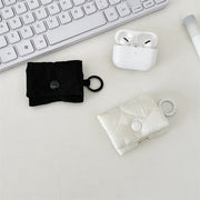 イヤホンケースカバー ミニポーチ エアーポッズ AirPods Pro イヤフォン収納 カラビナ付 充電対応 保護 汚れ 傷防止 ハート柄キルト調 可愛い かわいい おしゃれ