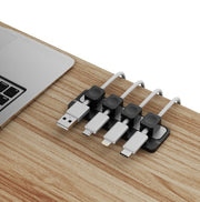 ケーブルホルダー マグネット式 ケーブルクリップ 磁石 整理用品 パソコン スマホ イヤホン 充電コード コードホルダー 配線 収納 ケーブルオーガナイザー 車内 デスク回り ブラック 黒