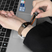 腕時計用ベルト apple watch用 マグネット カンタン着脱 ワンタッチ 互換バンド レザー調 レディース メンズ 男女兼用 ユニセックス 着せ替え 交換ベルト アップルウォッチ用 付け替え おしゃれ かわいい カラフル かっこいい スタイリッシュ メンテナンス 磁石 スムーズ applewatch用